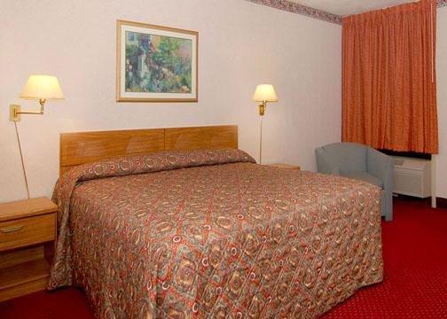Budget Inn New Cumberland-Harrisburg-Hershey-York Екстериор снимка